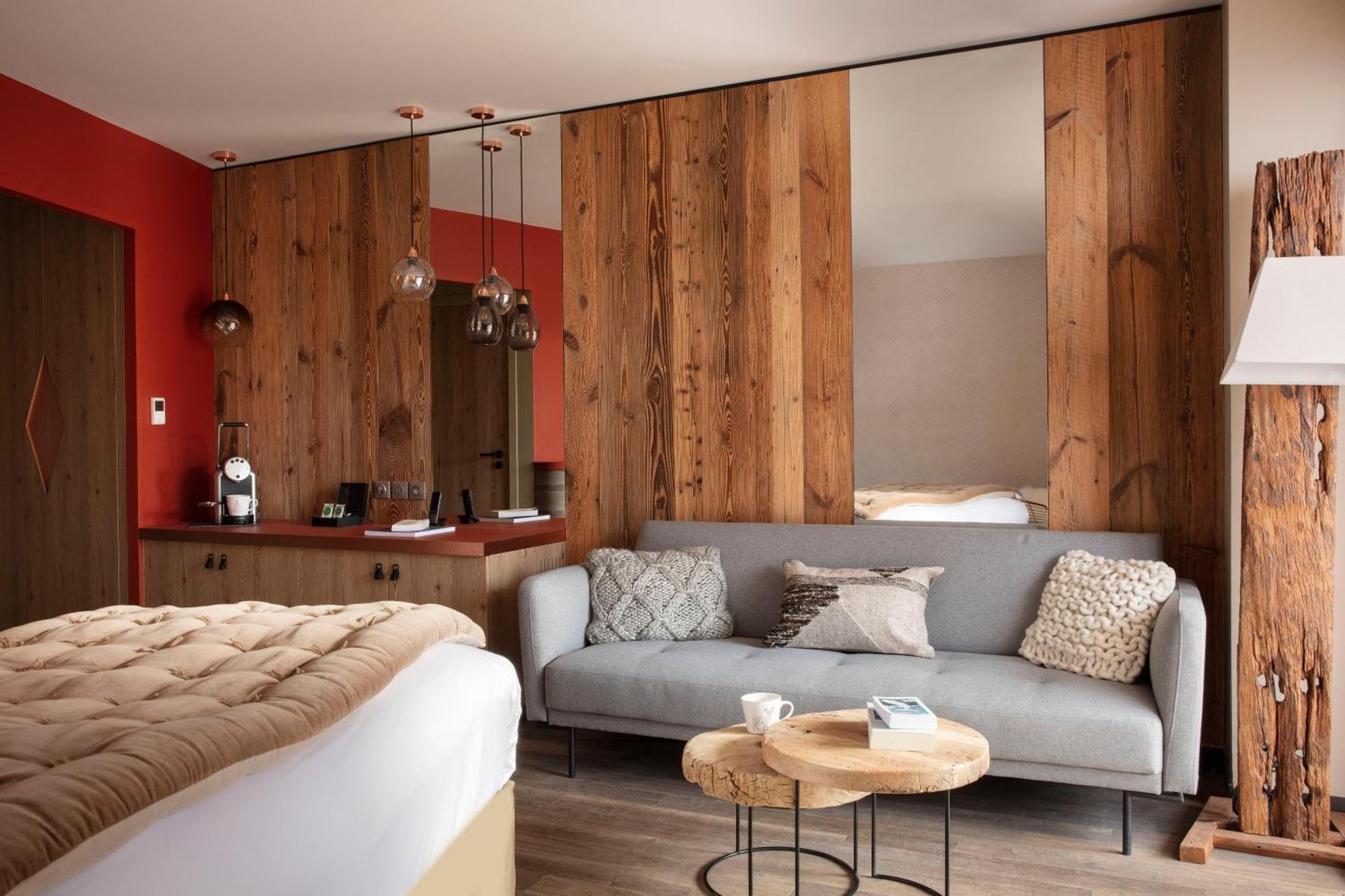 Grandes Rousses Hotel & Spa Alpe d'Huez Exteriér fotografie A room at the Hotel de la Poste